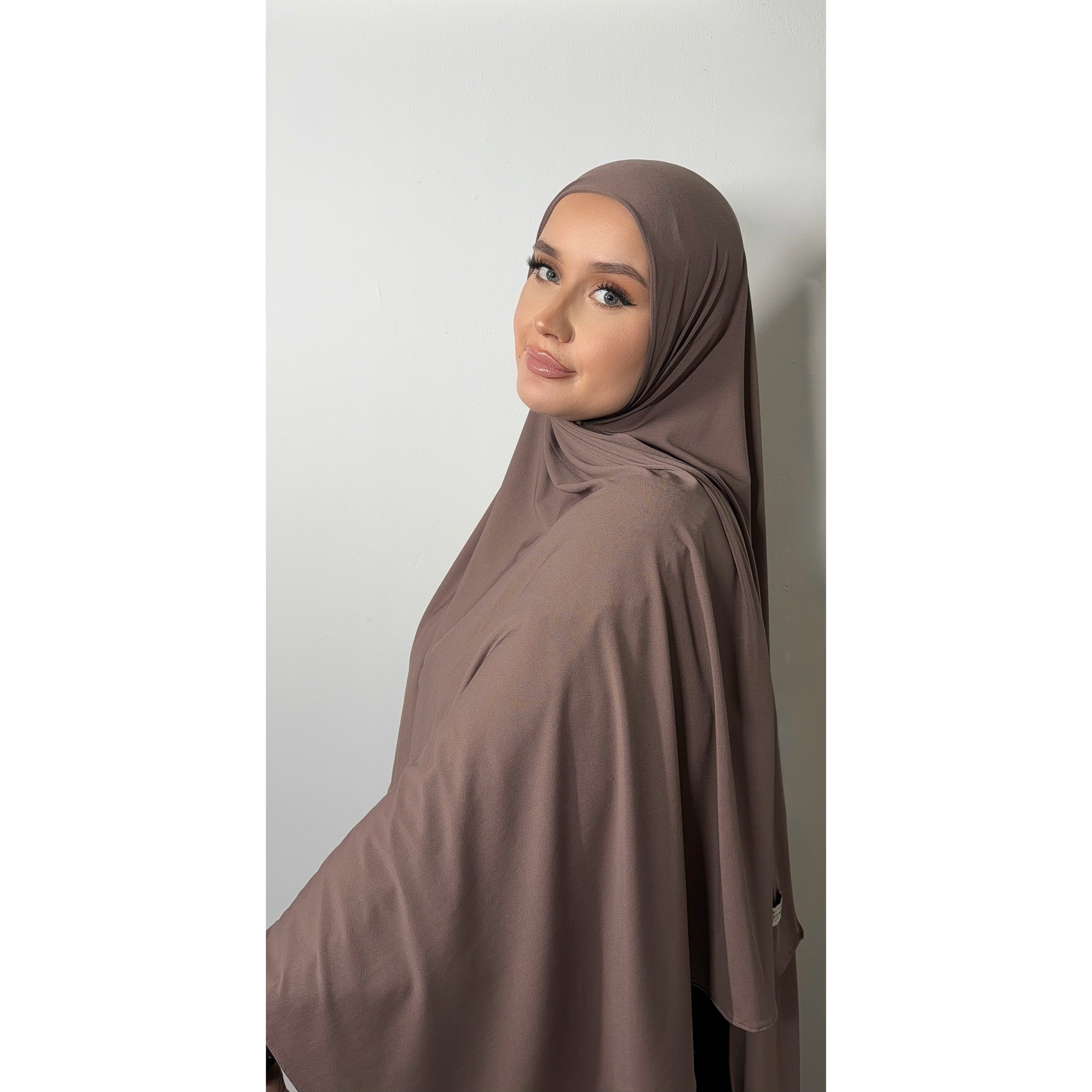 Toasted Almond Premium Liquid Jersey